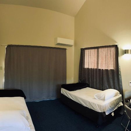 Rayland Epsom Motel Окленд Экстерьер фото